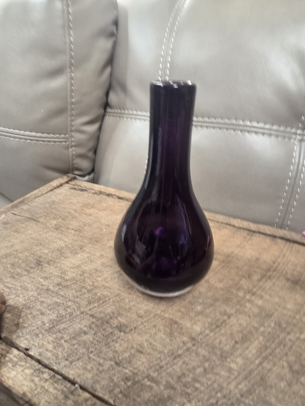 Vintage 9" Tarnow Poland Amethyst Art Glass Teardrop Vase Heavy Weighted Bottom